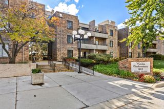 1912 Prairie Square 209A, Schaumburg, IL 60173