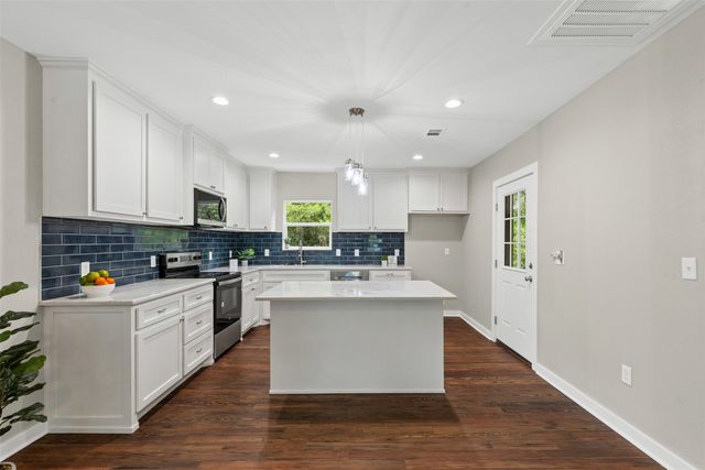 309 Soward Avenue, Weatherford, TX 76086