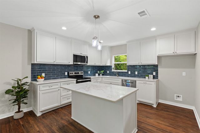 309 Soward Avenue, Weatherford, TX 76086