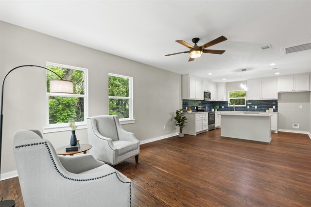 309 Soward Avenue, Weatherford, TX 76086