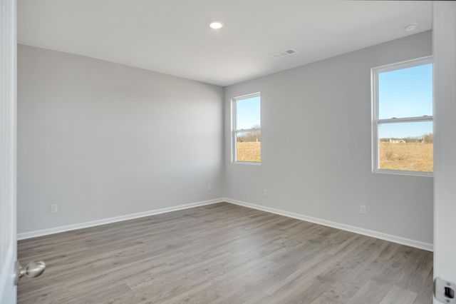 2480 Quinn Drive, White House, TN 37188
