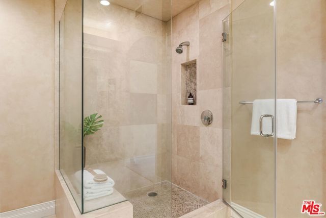 11847 Gorham Avenue 410, Los Angeles, CA 90049