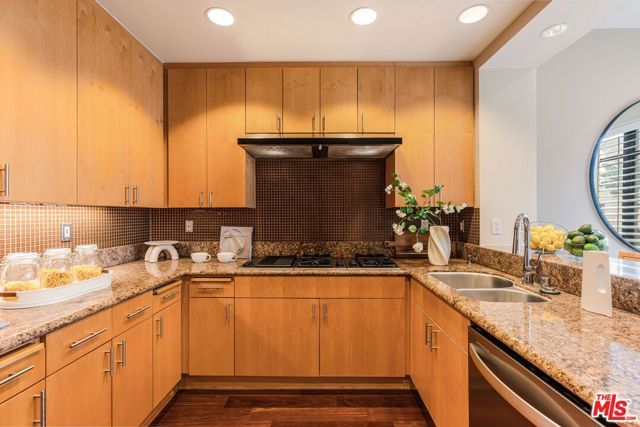 11847 Gorham Avenue 410, Los Angeles, CA 90049