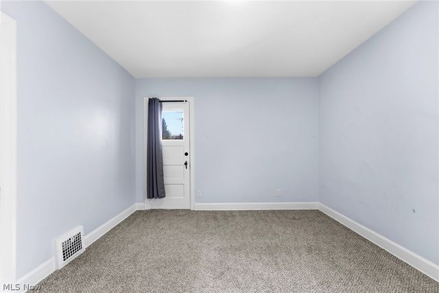 876 Eloise Drive, Cleveland Heights, OH 44112