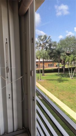 4500 N Federal Highway 352F, Lighthouse Point, FL 33064