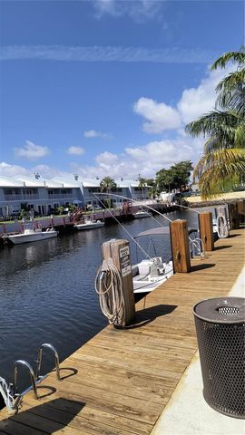 4500 N Federal Highway 352F, Lighthouse Point, FL 33064