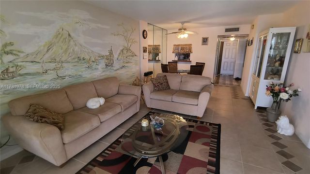 4500 N Federal Highway 352F, Lighthouse Point, FL 33064