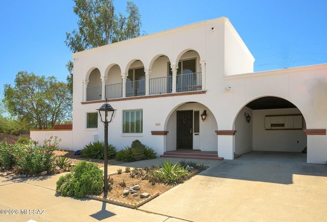 568 W Paseo Solana, Green Valley, AZ 85614