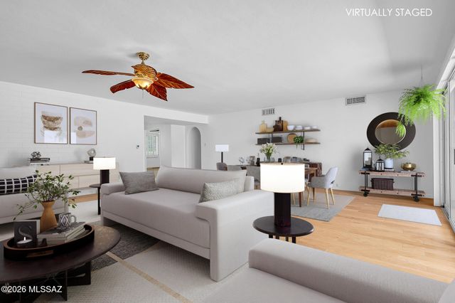 568 W Paseo Solana, Green Valley, AZ 85614