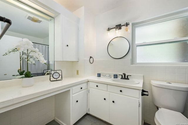 8235 Greenbrier, San Antonio, TX 78209