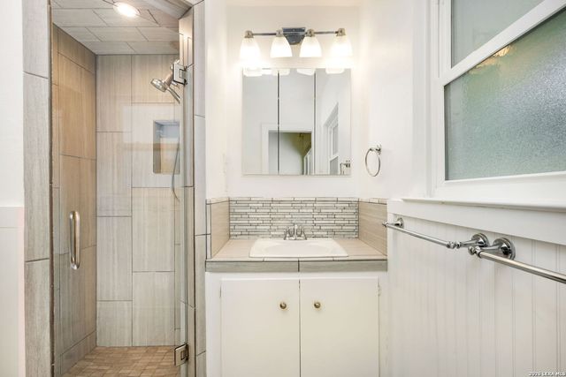 8235 Greenbrier, San Antonio, TX 78209