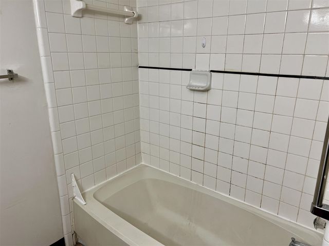 230 N Corning Street, Farwell, MI 48622