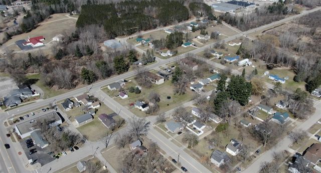 230 N Corning Street, Farwell, MI 48622