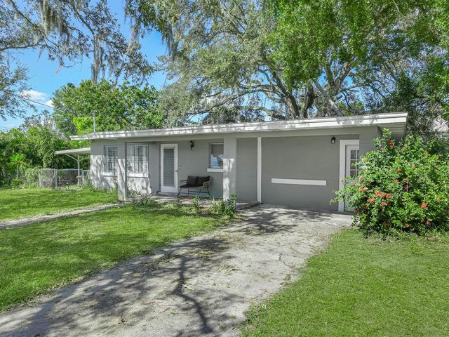 657 Ave C SW, Winter Haven, FL 33880