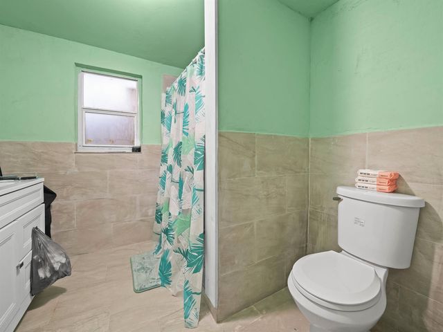 657 Ave C SW, Winter Haven, FL 33880