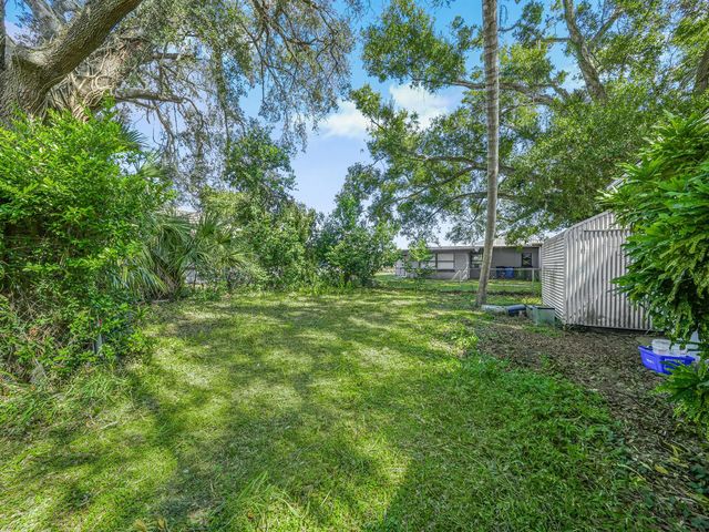 657 Ave C SW, Winter Haven, FL 33880