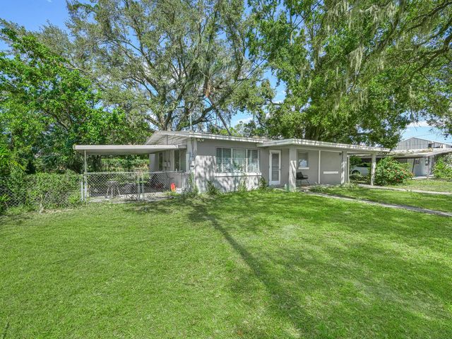 657 Ave C SW, Winter Haven, FL 33880