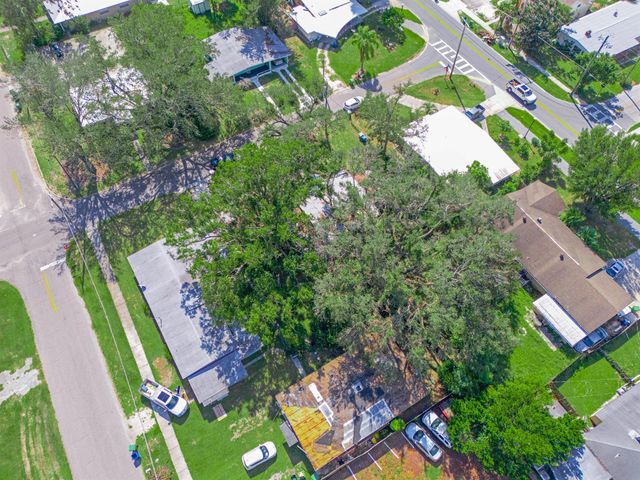 657 Ave C SW, Winter Haven, FL 33880