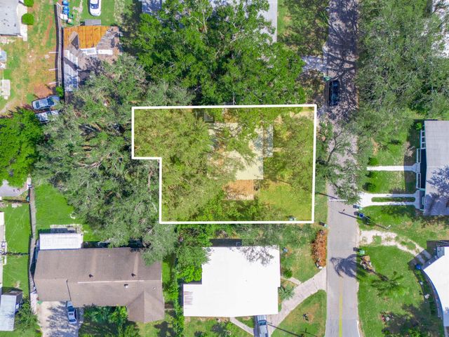 657 Ave C SW, Winter Haven, FL 33880
