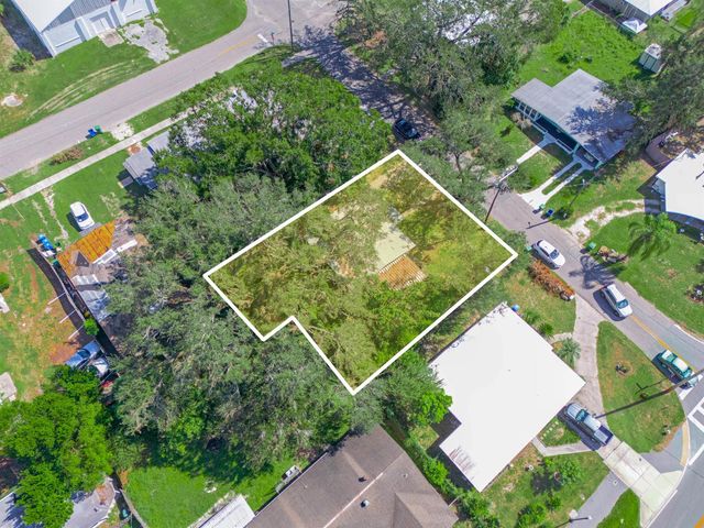 657 Ave C SW, Winter Haven, FL 33880