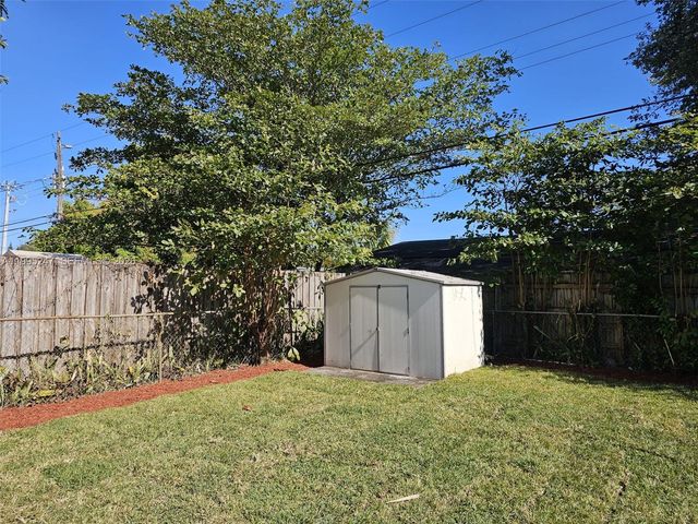 1464 SW 26th Ave A, Fort Lauderdale, FL 33312