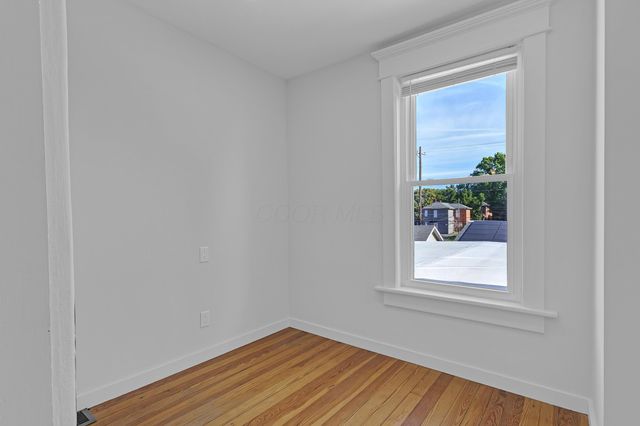146 E Mithoff Street, Columbus, OH 43206