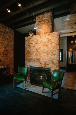 146 E Mithoff Street, Columbus, OH 43206
