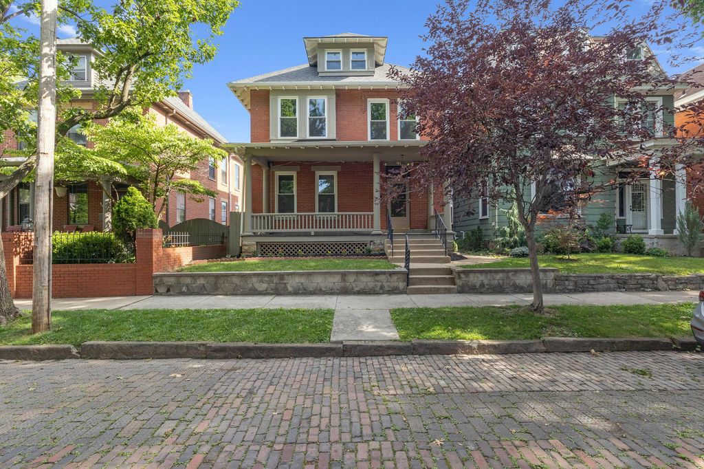 146 E Mithoff Street, Columbus, OH 43206
