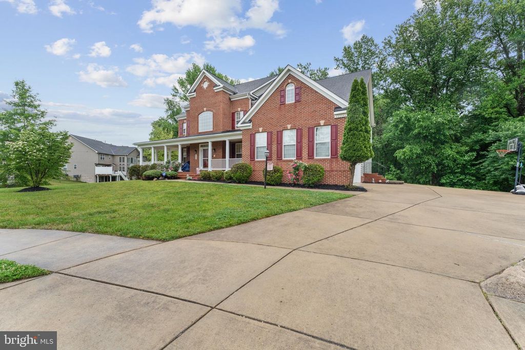 Image 1 of property listing at 334 RADIANT CT, Upper Marlboro, MD 20774