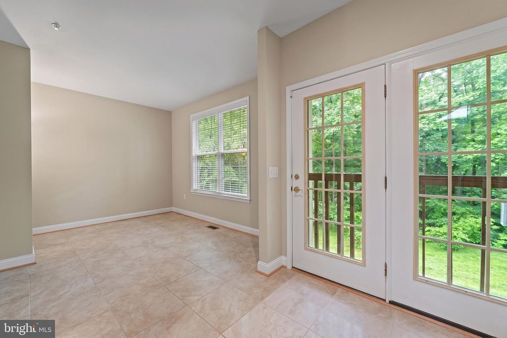 Image 11 of property listing at 334 RADIANT CT, Upper Marlboro, MD 20774