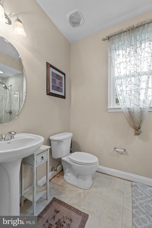 Image 13 of property listing at 334 RADIANT CT, Upper Marlboro, MD 20774