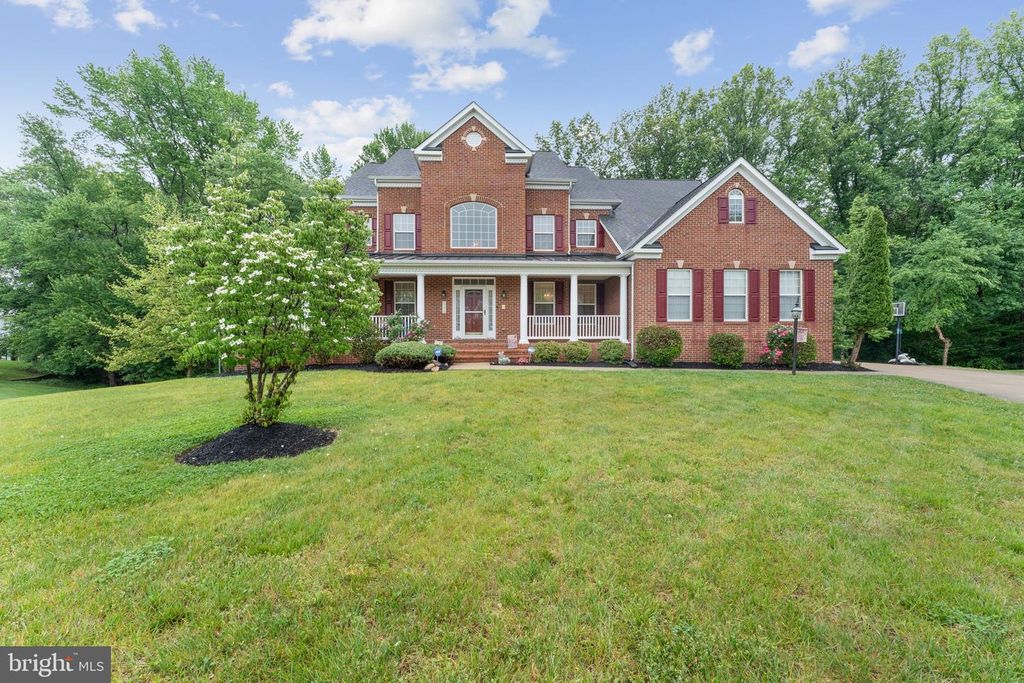 Image 3 of property listing at 334 RADIANT CT, Upper Marlboro, MD 20774