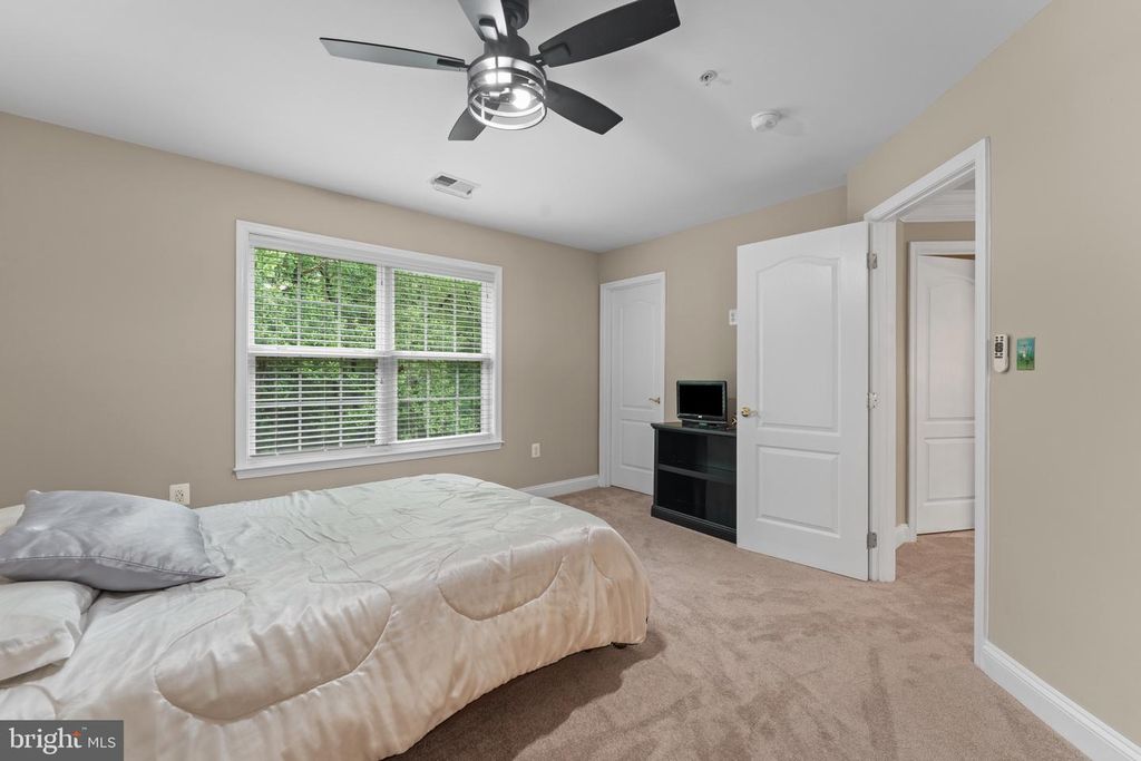 Image 35 of property listing at 334 RADIANT CT, Upper Marlboro, MD 20774