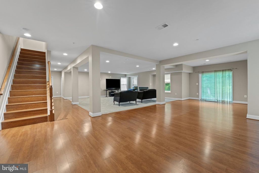 Image 49 of property listing at 334 RADIANT CT, Upper Marlboro, MD 20774