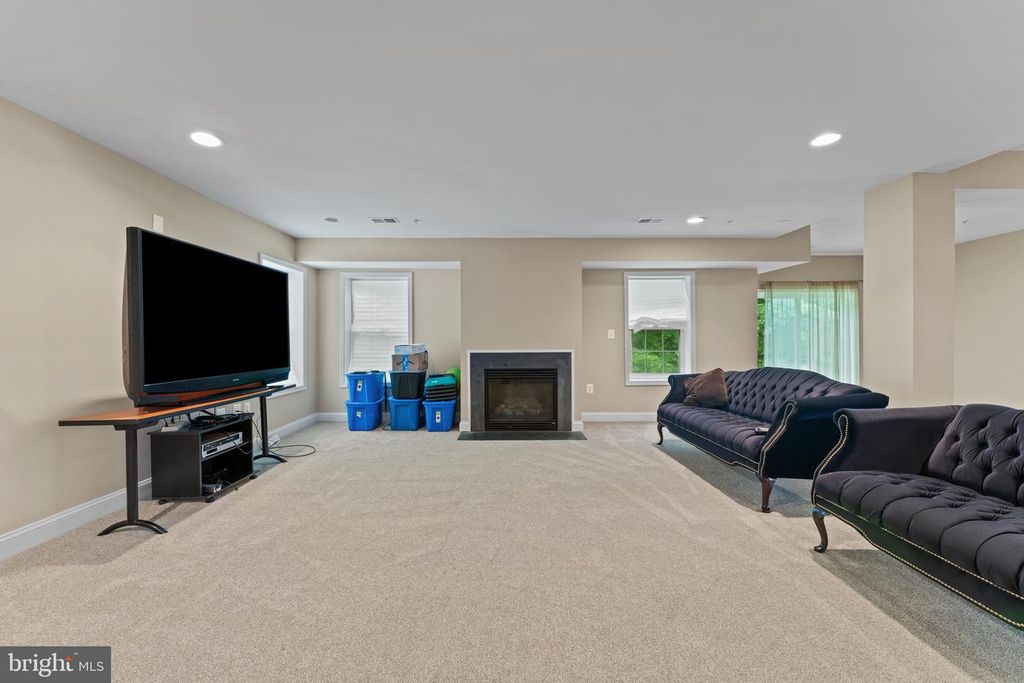 Image 51 of property listing at 334 RADIANT CT, Upper Marlboro, MD 20774