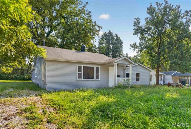 821 Howell Avenue, Cahokia, IL 62206