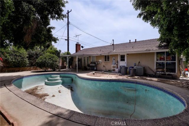 20855 Baltar Street, Winnetka, CA 91306