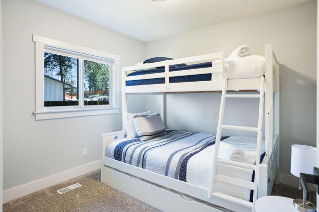 19920 Ponderosa Street, Bend, OR 97702