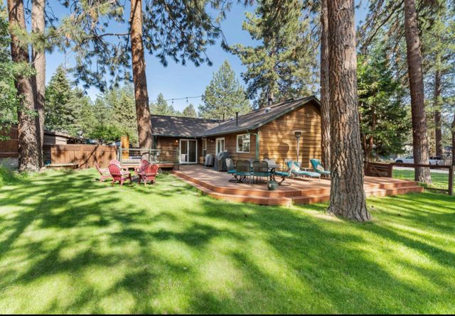 19920 Ponderosa Street, Bend, OR 97702