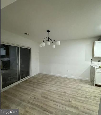 7556 WOODBINE DR, Laurel, MD 20707