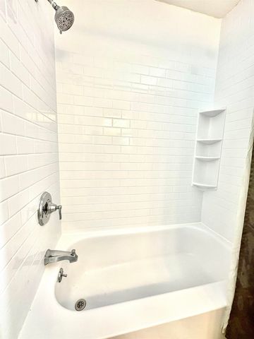 130 Middlesex Road, Merrimack, NH 03054