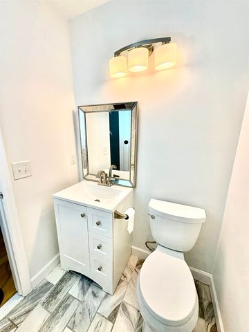 130 Middlesex Road, Merrimack, NH 03054