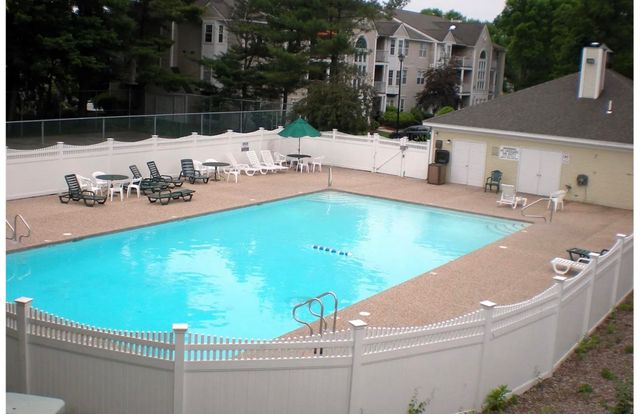 130 Middlesex Road, Merrimack, NH 03054