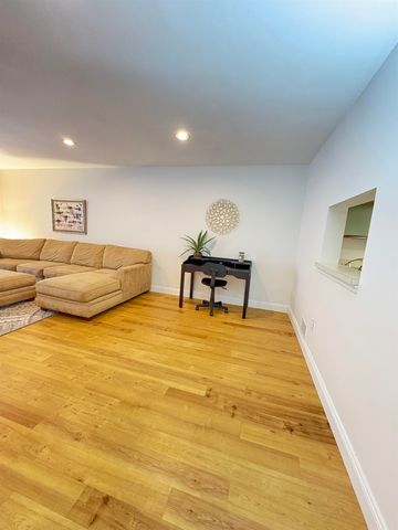 130 Middlesex Road, Merrimack, NH 03054