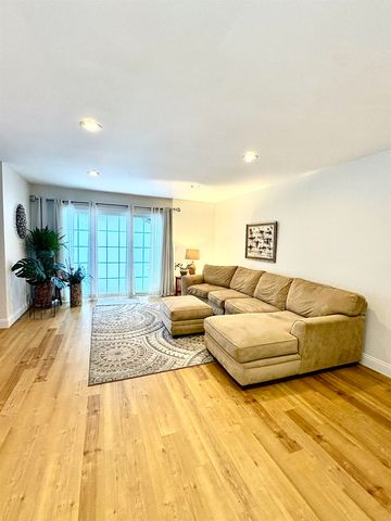 130 Middlesex Road, Merrimack, NH 03054