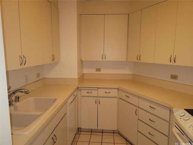 1860 Ala Moana Boulevard 1001, Honolulu, HI 96815