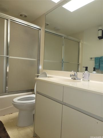 1860 Ala Moana Boulevard 1001, Honolulu, HI 96815
