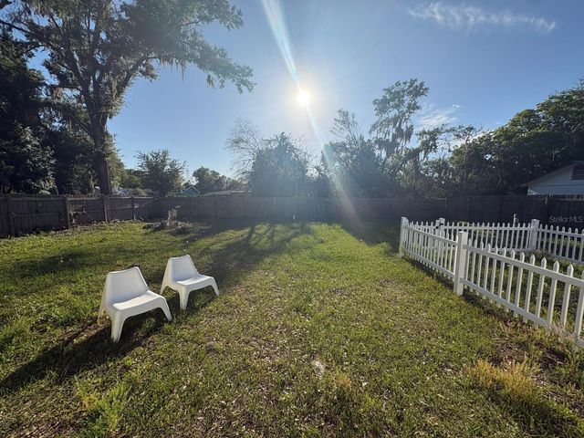 14347 DELMAR STREET, Dade City, FL 33525