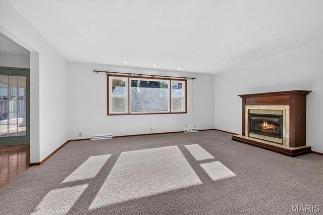 1608 Daleview Street, Columbia, IL 62236