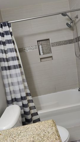 138 White Branch Court S, Schaumburg, IL 60194